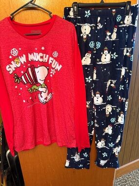 Unisex Peanuts Red Snoopy Long Sleeve Pajama set